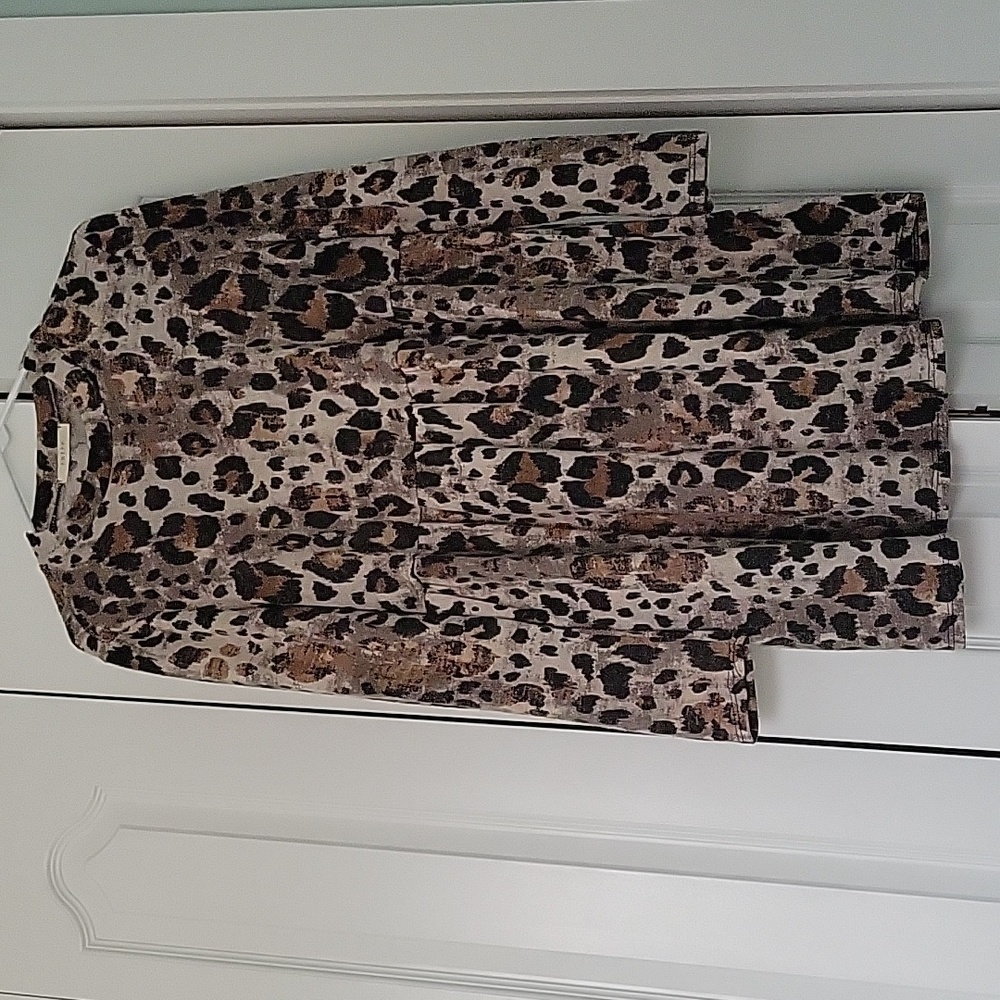 Entro leopard print light weight sweater dress, women's size large